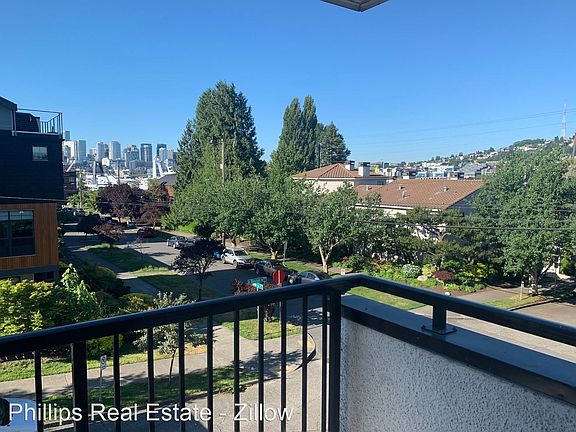 4th image of 2200 Minor Ave E #201