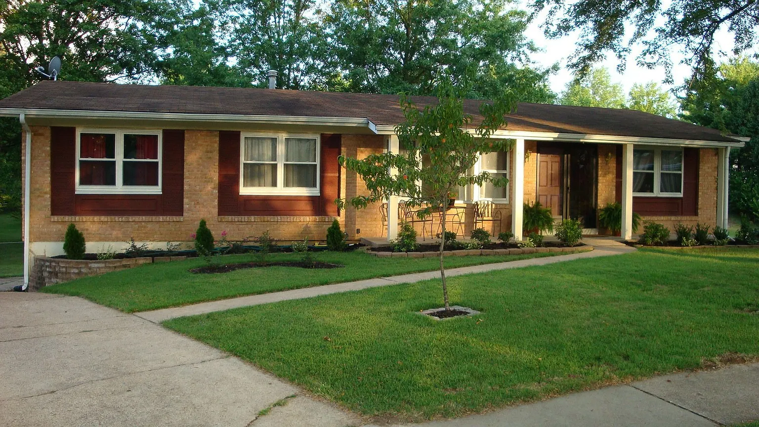 773 Wickerleigh Ter photo 1