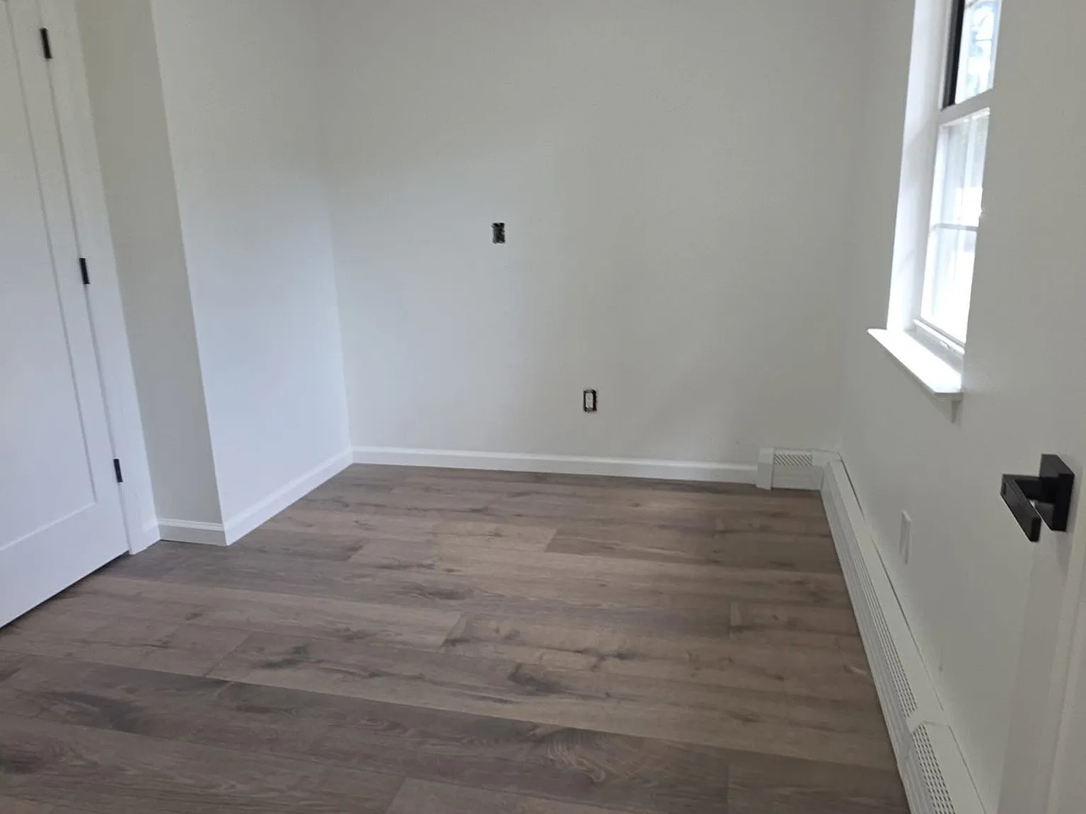 Easton St, Ronkonkoma — Photo 4