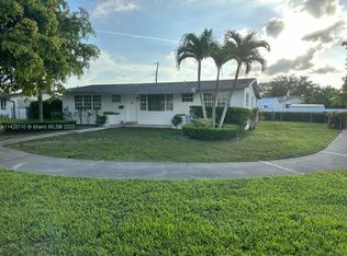 5081 SW 96th Ave, Miami, FL 33165