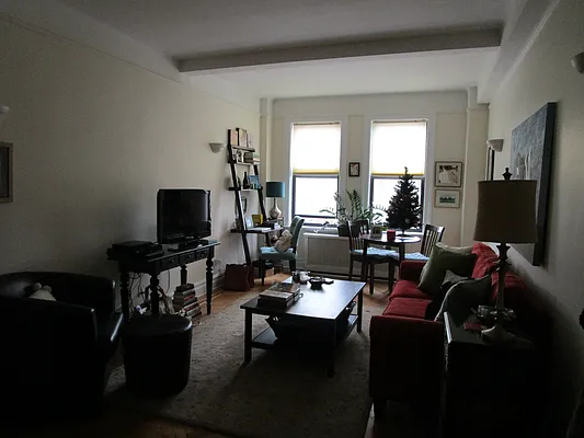 Rented by Rita S Citrin, LREB | media 25