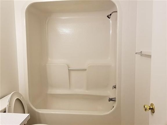 3rd image of 4347 Duncan Dr APT 4