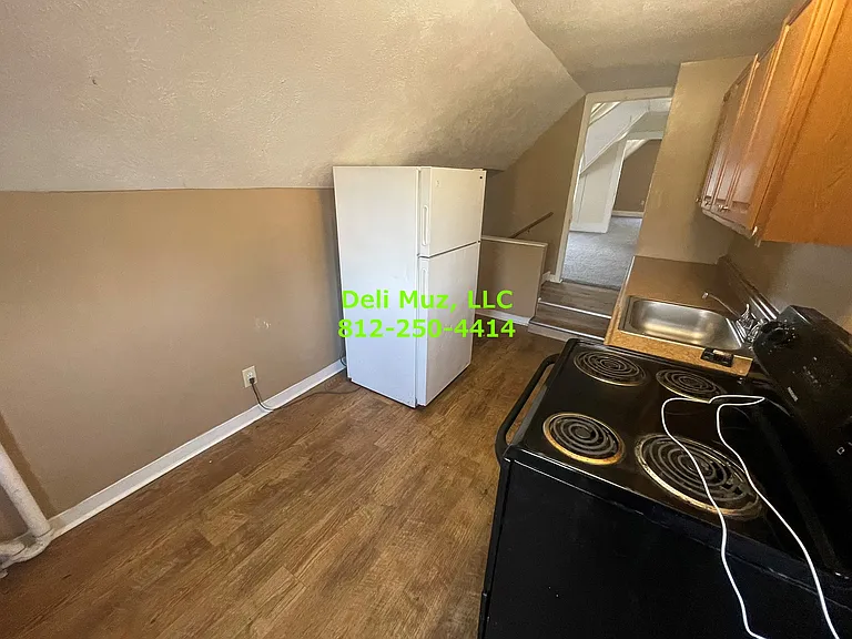 218 E Michigan St #B — Photo 11