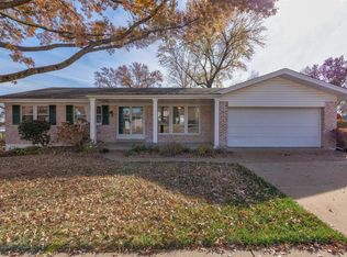 10248 Alpena Dr, Saint Louis, MO 63126