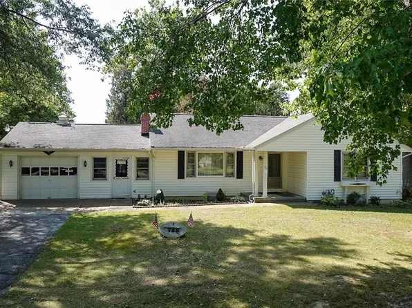 755 Sandy Lake Rd, Kent, OH 44240