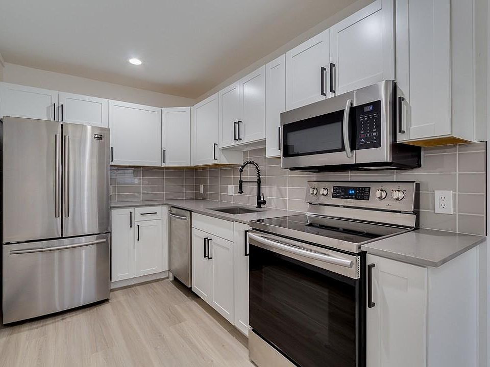 1st image of 3101 N 69th Pl #5
