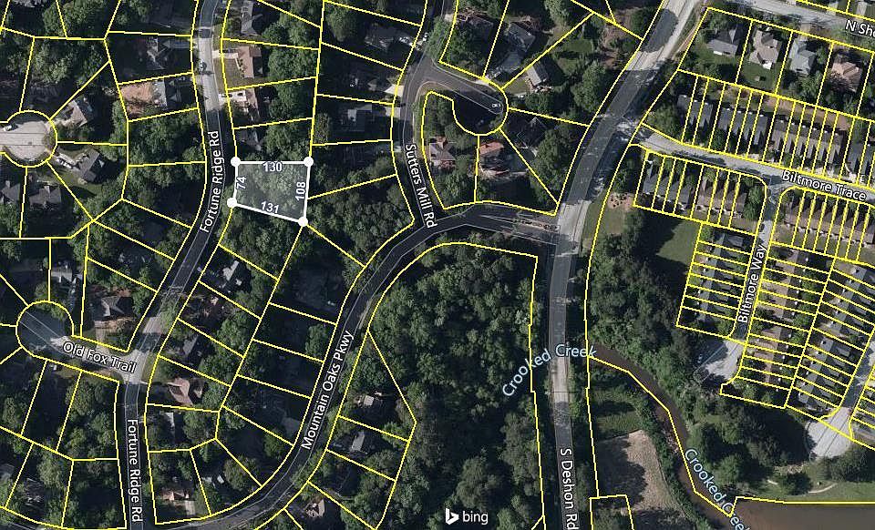 2nd image of 560 Fortune Ridge Rd