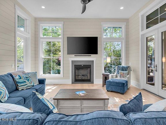 2nd image of 538 Chicamacomico Way