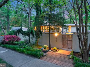 7802 Davenport St, Alexandria, VA 22306