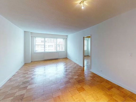 3rd image of 1520 York Ave APT 11C