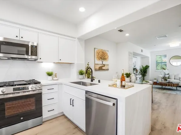 15645 Odyssey Dr Unit 71, Granada Hills, CA 91344