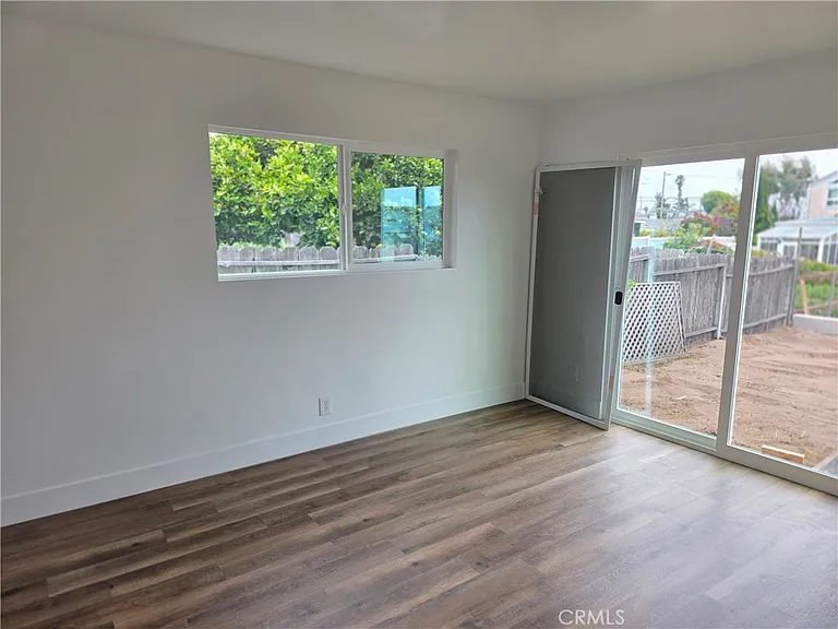 558 Atlantic City Ave #B — Photo 10