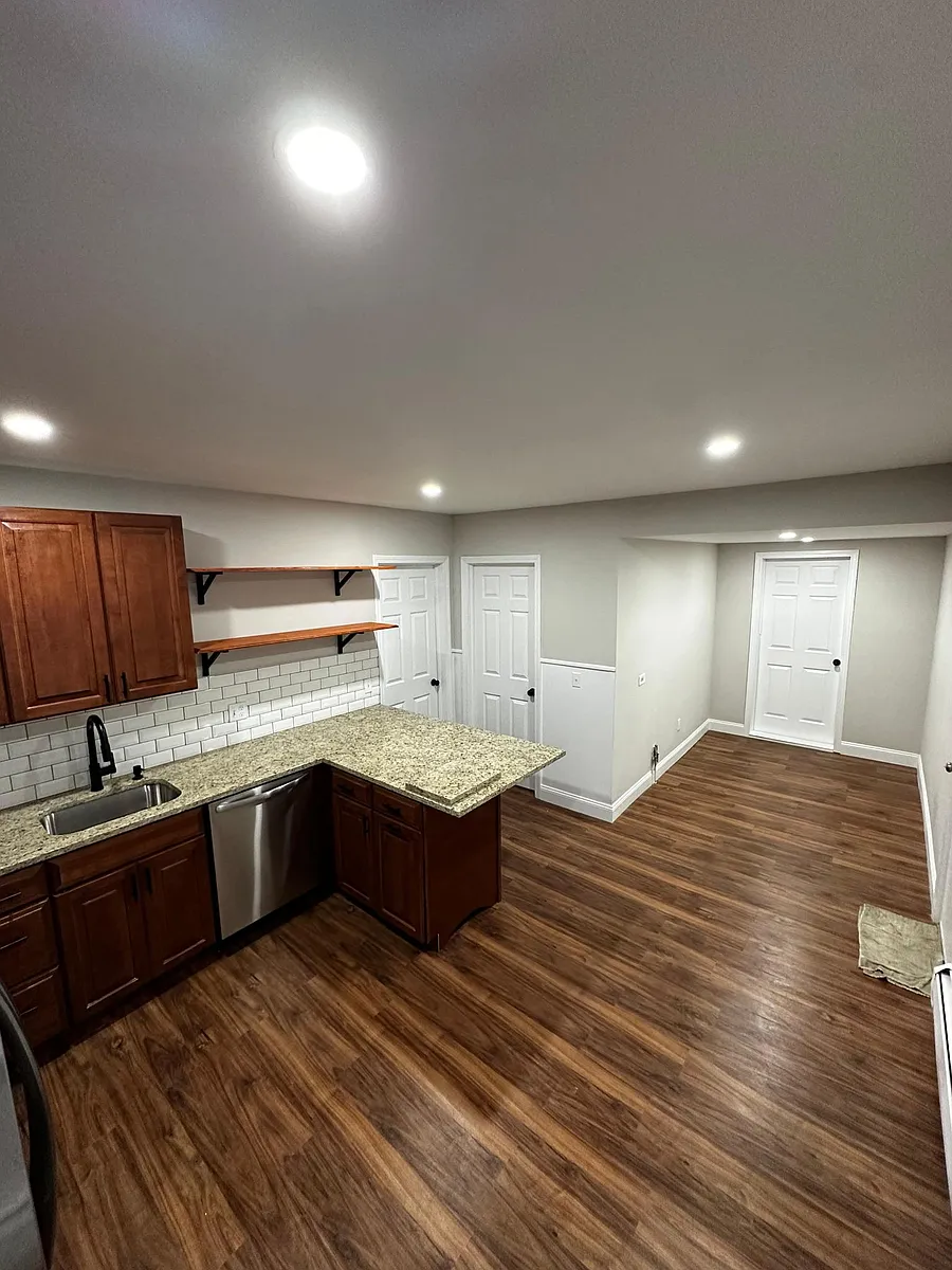 Building Photo - 158 3rd St #2