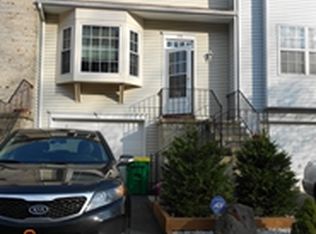 325 Stanley Plaza Blvd, Newark, DE 19713