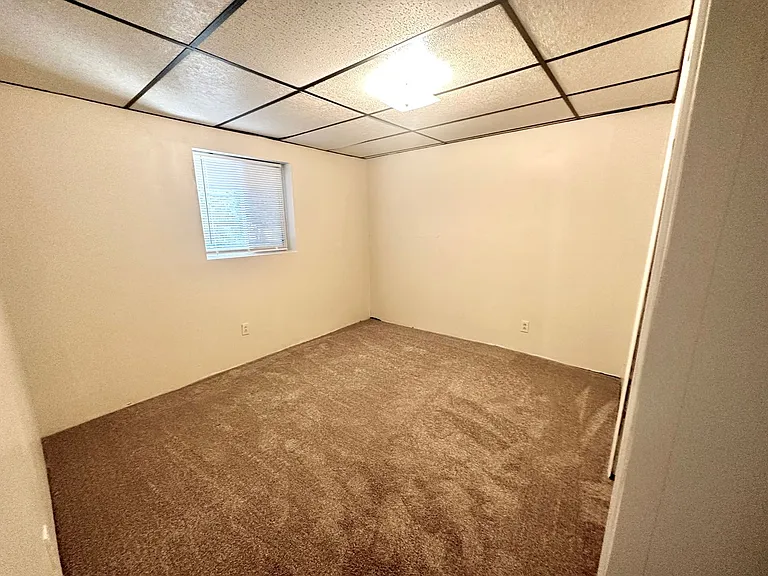 147 Virginia Ave — Photo 27