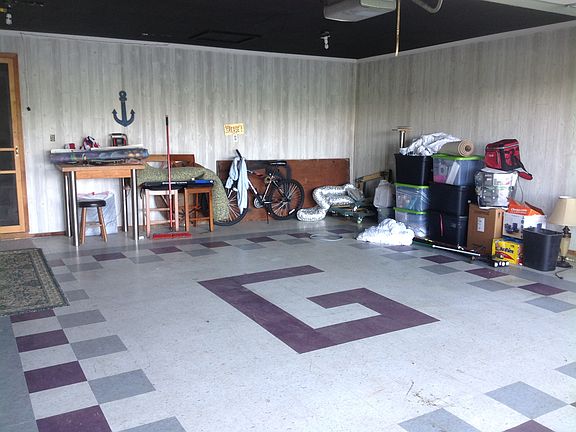 Finish grage/extra room tile