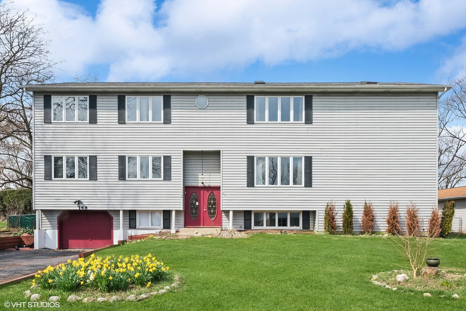 1S148 Buttercup Ln photo 1