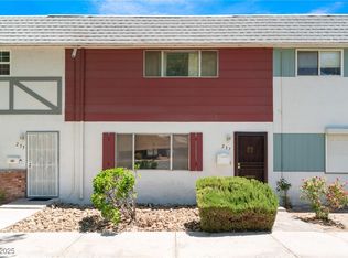 237 Greenbriar Townhouse Way #TOWNHOUSE, Las Vegas, NV 89121