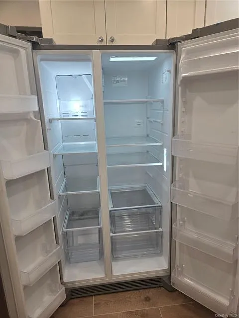 2 bed, 1.0 bath, 1100 sqft, $3,000 — Photo 4