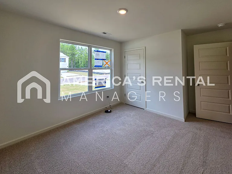 556 Saddlewood Bnd — Photo 12