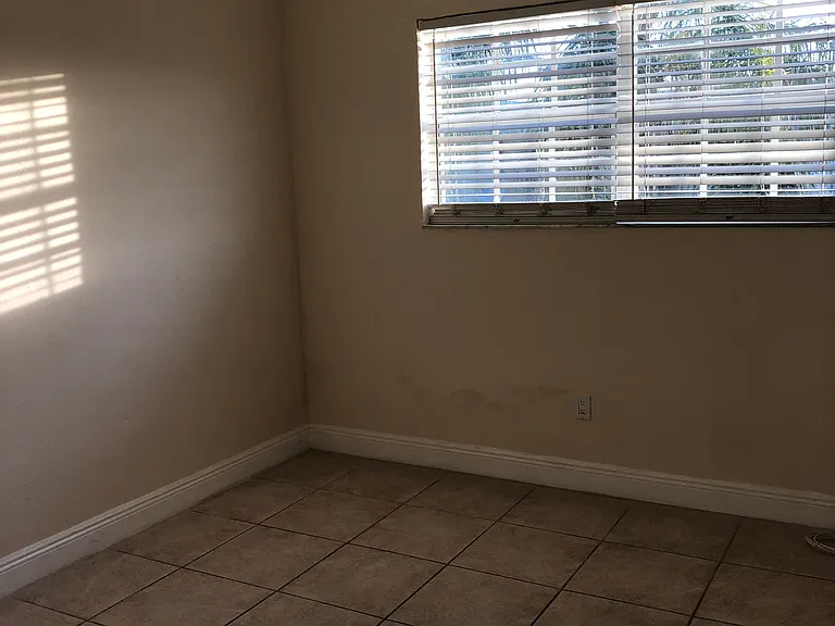 6915 W 2nd Way — Photo 10