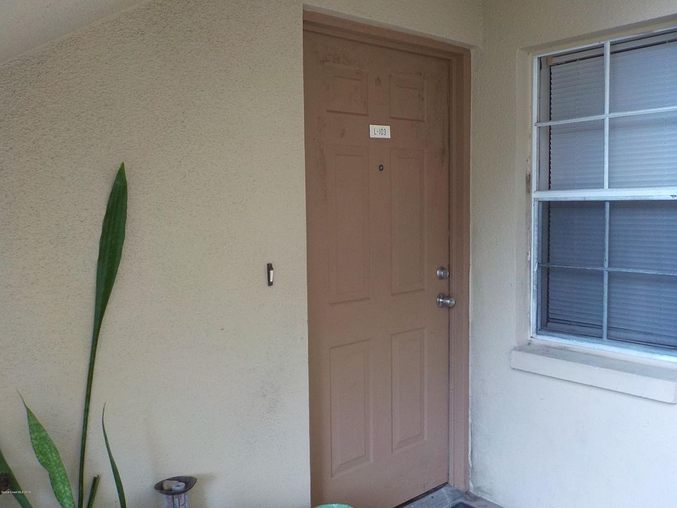 2nd image of 1656 Sunny Brook Ln NE APT 103