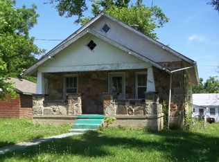 100 W 15th St, Rolla, MO 65401