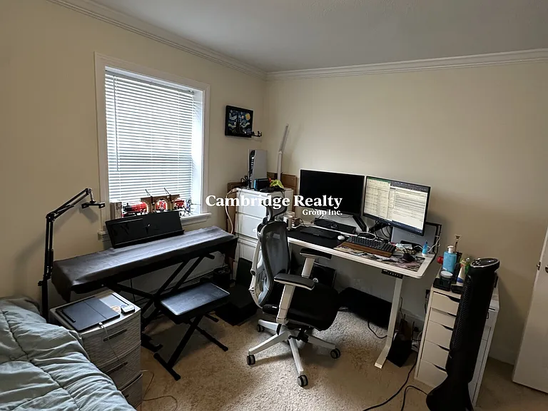 16 Westford St #8T — Photo 17