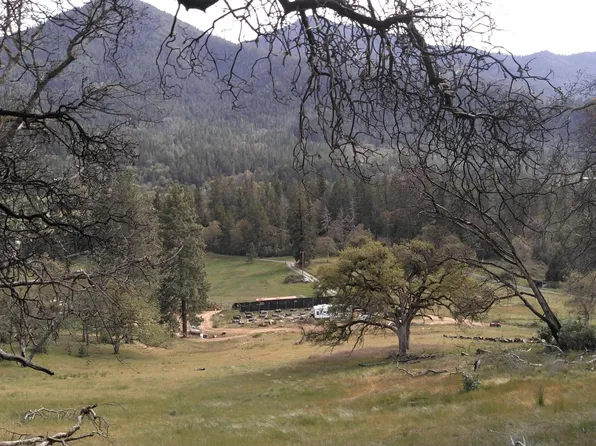 10820 Highway 238, Applegate, OR 97530