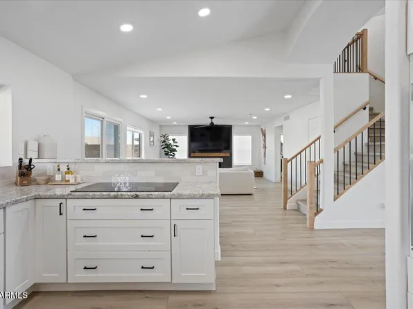 17521 N 84TH Lane, Peoria, AZ 85382