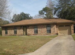 4520 Pimlico St, Pascagoula, MS 39581