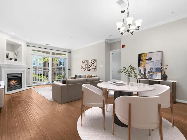 5108 Donovan Dr APT 108, Alexandria, VA 22304