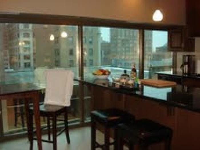 1st image of 909 Walnut St APT 1101