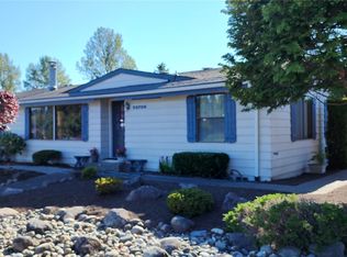 23706 Lake Dr W, Bothell, WA 98021