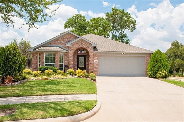1st image of 345 Shadow Grass Ave