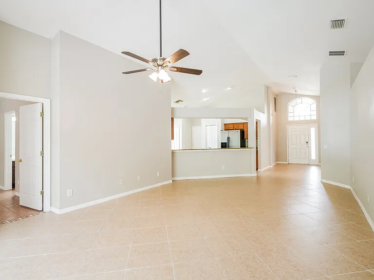 19417 Otters Wick Way — Photo 4
