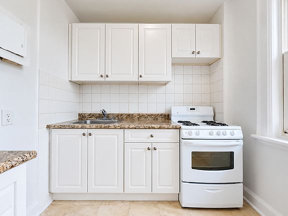 5th image of 123 Bold St #37b80d54b