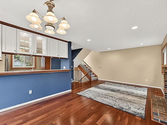 5th image of 40 Elton Ridge Ct NW