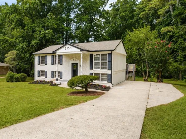 2153 Greenhill Dr SW, Marietta, GA 30008
