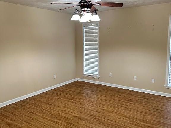 5th image of 4340 Benoit Ln