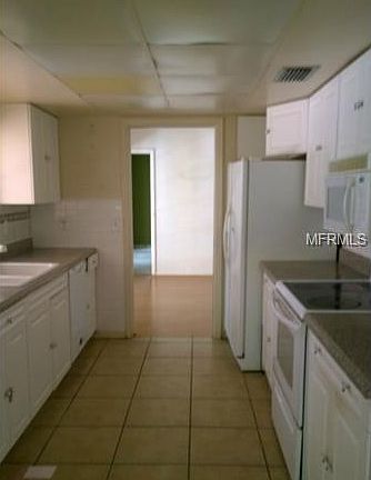 3rd image of 1243 Holiday Dr