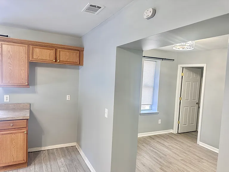 1751 Clara St — Photo 27