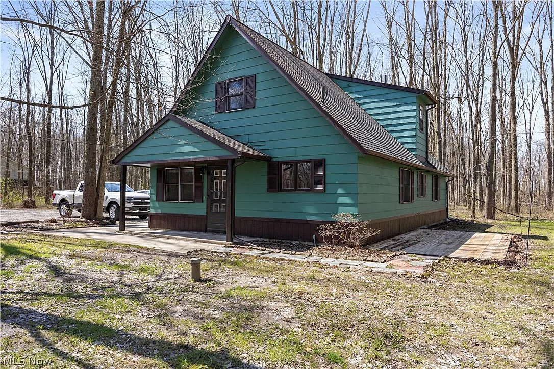 13460 Gifford Rd photo 1