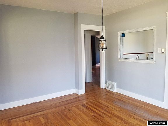 4th image of 712 Culbertson Ave
