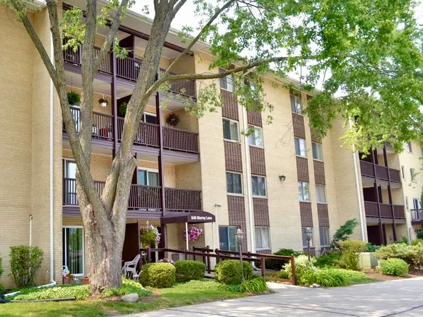 640 Murray Ln Unit 412, Des Plaines, IL 60016