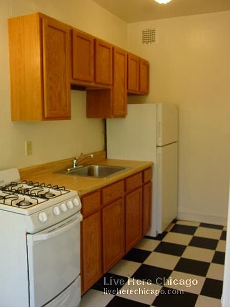 1st image of 5424 S Cornell Ave APT 119
