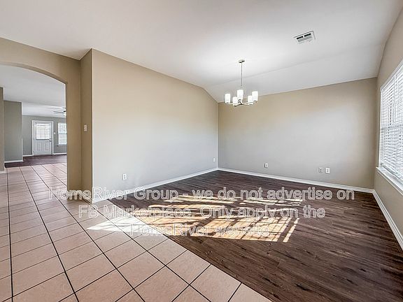 4th image of 3004 Connor Ln