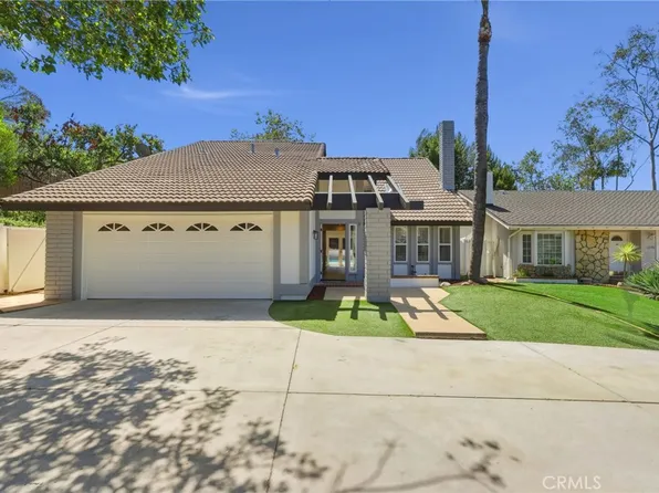 22382 Pepper Ln, Lake Forest, CA 92630