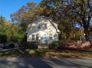 12 Lima St, Warwick, RI 02889