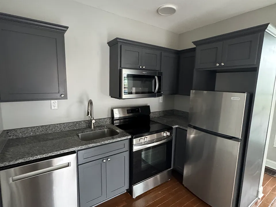 142 Fall St #D